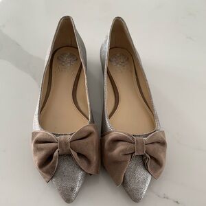 Vince Camuto Metallic flat with taupe bow